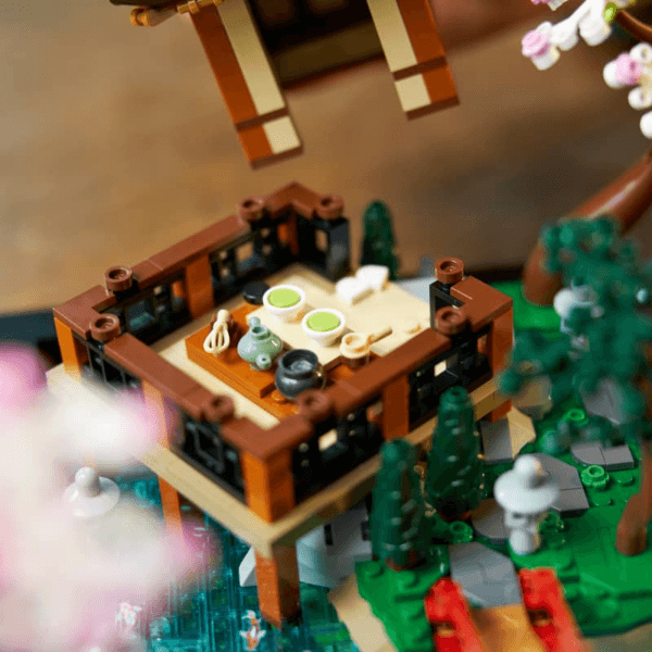 LEGO Tranquil Garden 10315