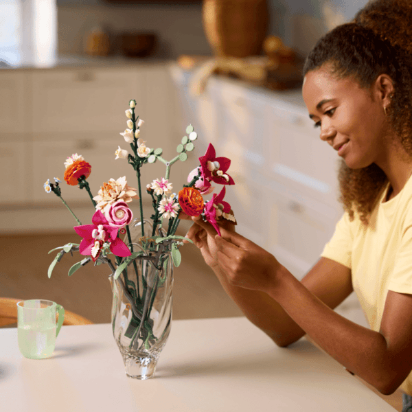 LEGO Skaists rozā ziedu pušķis 10342