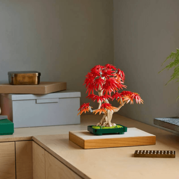 10348_Lifestyle_Envr_01_en-gb LEGO Japāņu sarkanā kļava – Bonsai kociņš 10348