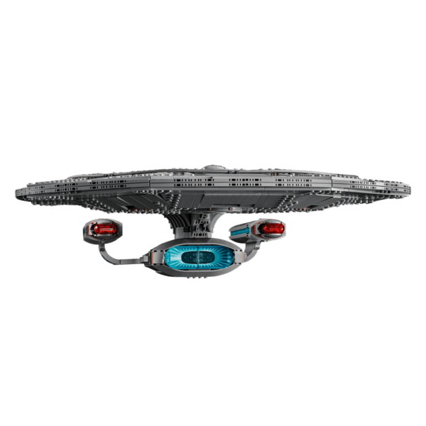 10356_WEB_SEC04_NOBG_en-gb LEGO Star Trek: U.S.S. Enterprise NCC-1701-D™ 10356
