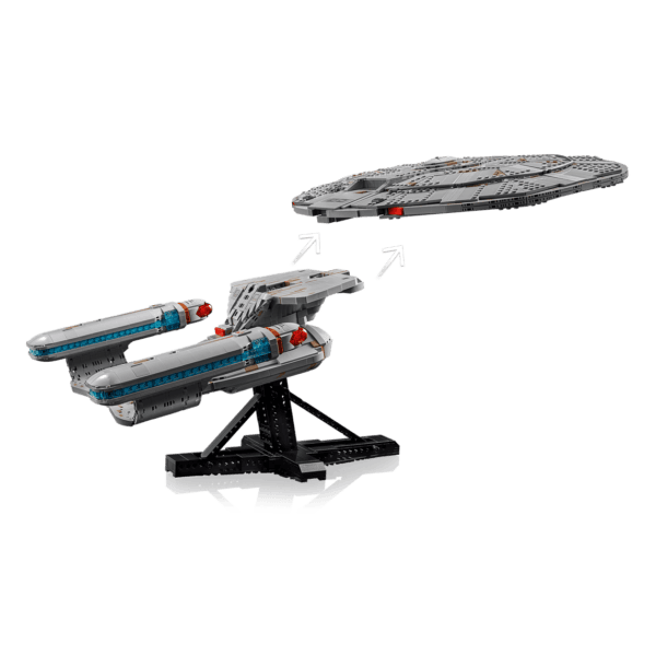 10356_WEB_SEC05_NOBG_en-gb LEGO Star Trek: U.S.S. Enterprise NCC-1701-D™ 10356