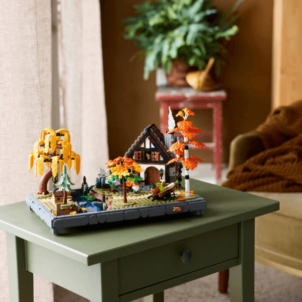 11372_Lifestyle_Envr_01_en-gb LEGO Rudens kotedžas dārzs 11372