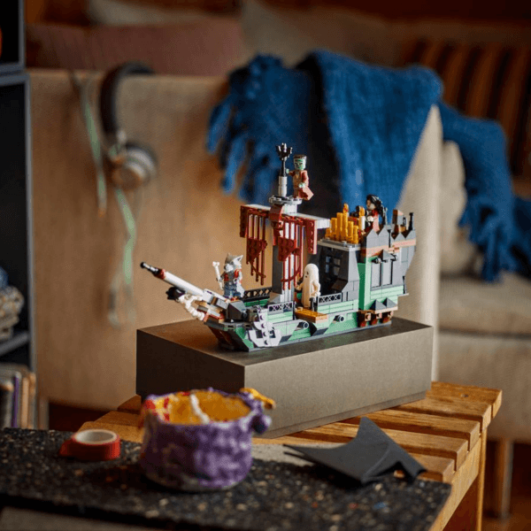 31167_Lifestyle_envr_C_en-gb LEGO Apsēstā muiža 31167