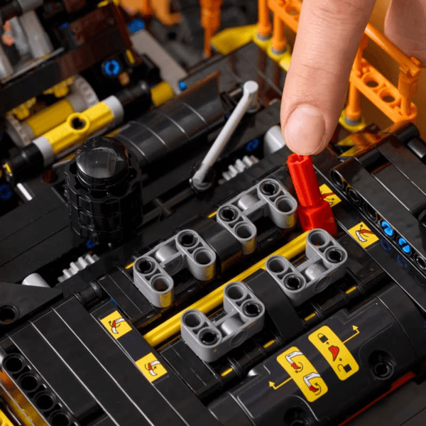 LEGO Volvo EC500 Hybrid ekskavators 42215