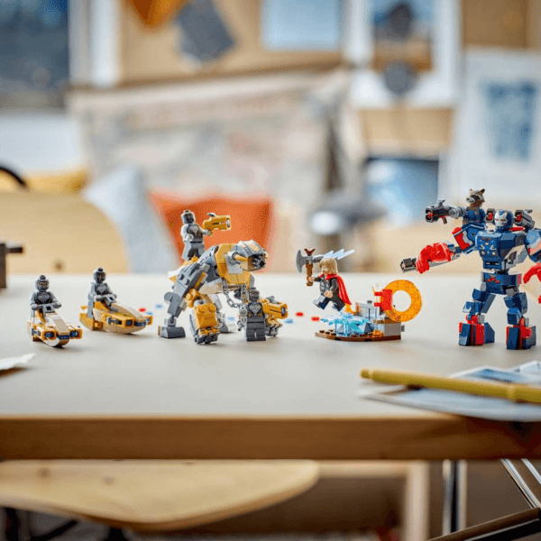 76322_Lifestyle_envr LEGO Atriebēji: Noslēgums Thor pret Chitauri 76322