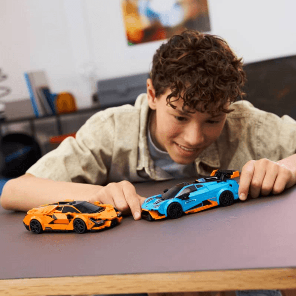 LEGO Lamborghini Revuelto un Huracán STO 77238