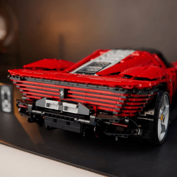 42143_alt12 LEGO Ferrari Daytona SP3 42143