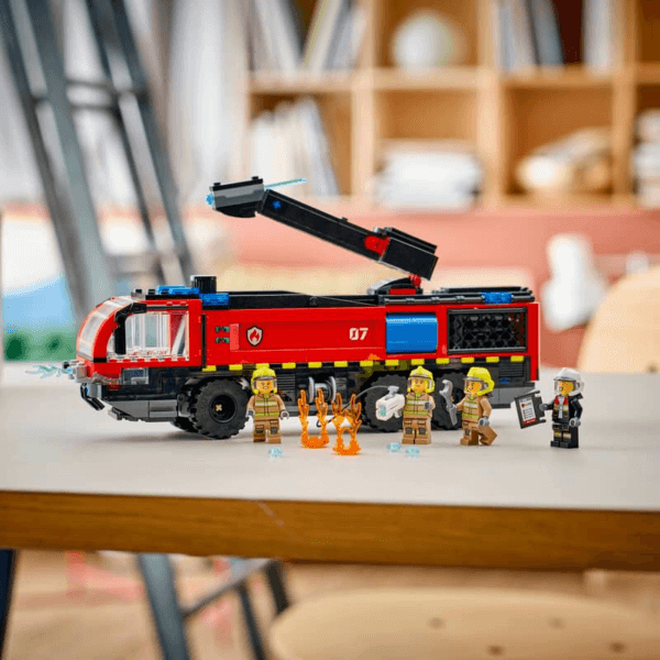 60499_Lifestyle_envr_en-gb LEGO Lidostas ugunsdzēsēju auto 60499