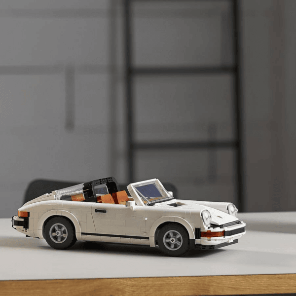 LEGO Porsche 911 10295