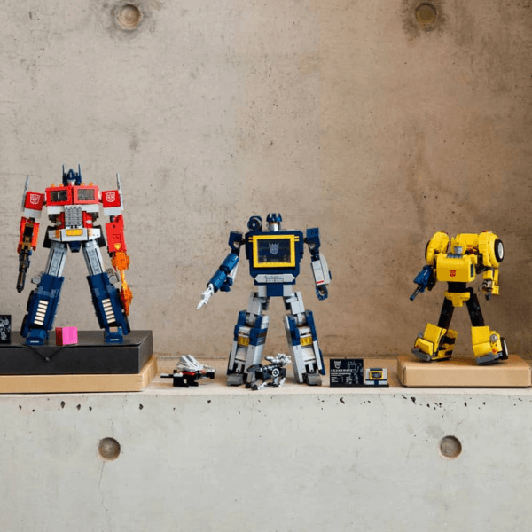 10358_10302_10338_Lifestyle_Envr_01_en-gb lego transformers: saundveivs 10358