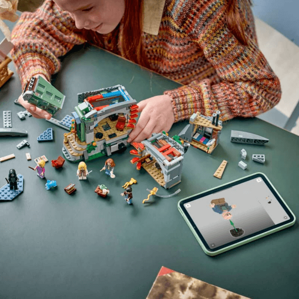 76467_Lifestyle_build_en-gb lego lunas mīlabas māja 76467